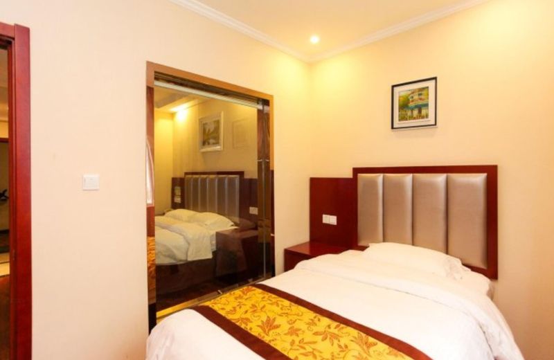 GreenTree Inn JiangSu Wuxi Jiangyin City Qingyang Town Fuqian Road Express Hotel