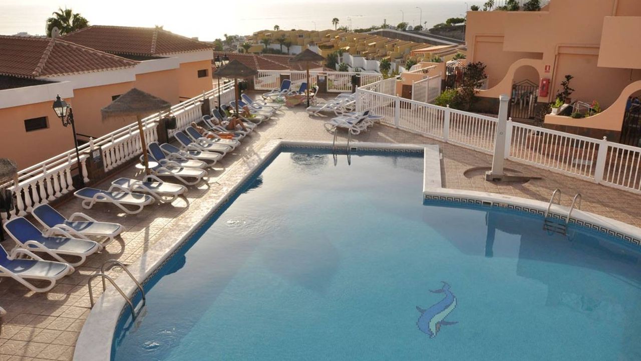 Paradise Court Las Americas WiFi Pool 57