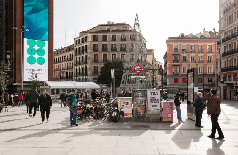 Feel the City’s Heartbeat at a Vibrant Pad off Gran Via