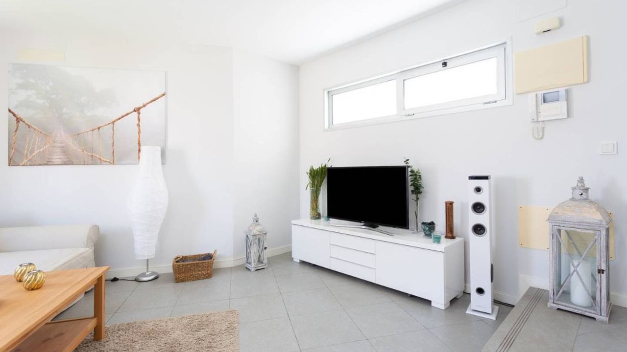 Sea View Apartment in El Médano with private parking space