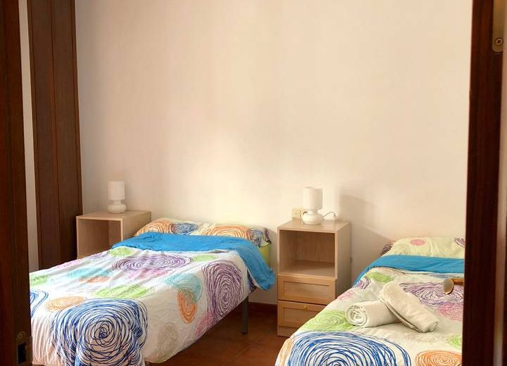 Apartment, 3 bedrooms, living room, kitchen, bathr