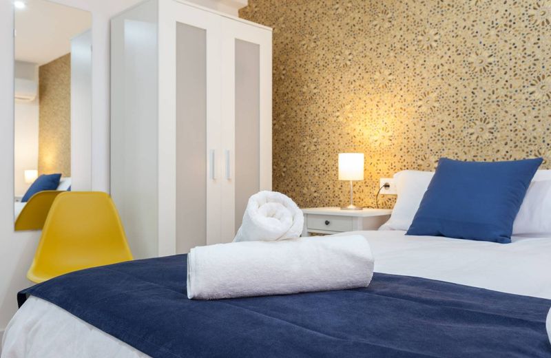 Apartamentos Reina Isabel