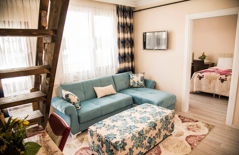 Nazar Suite Apart