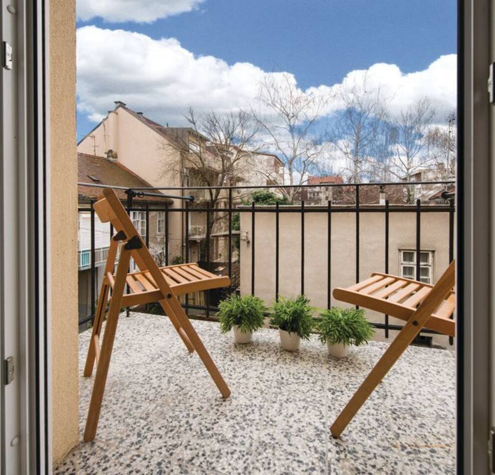 Outdoor Pictures 24