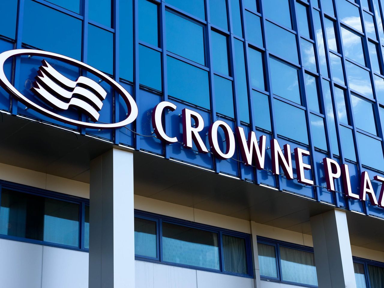 Crowne Plaza JFK Airport New York City, an IHG Hotel