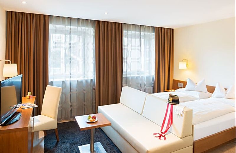 Stadthotel Goldenes Schiff