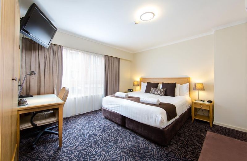 Best Western Plus Hovell Tree Inn