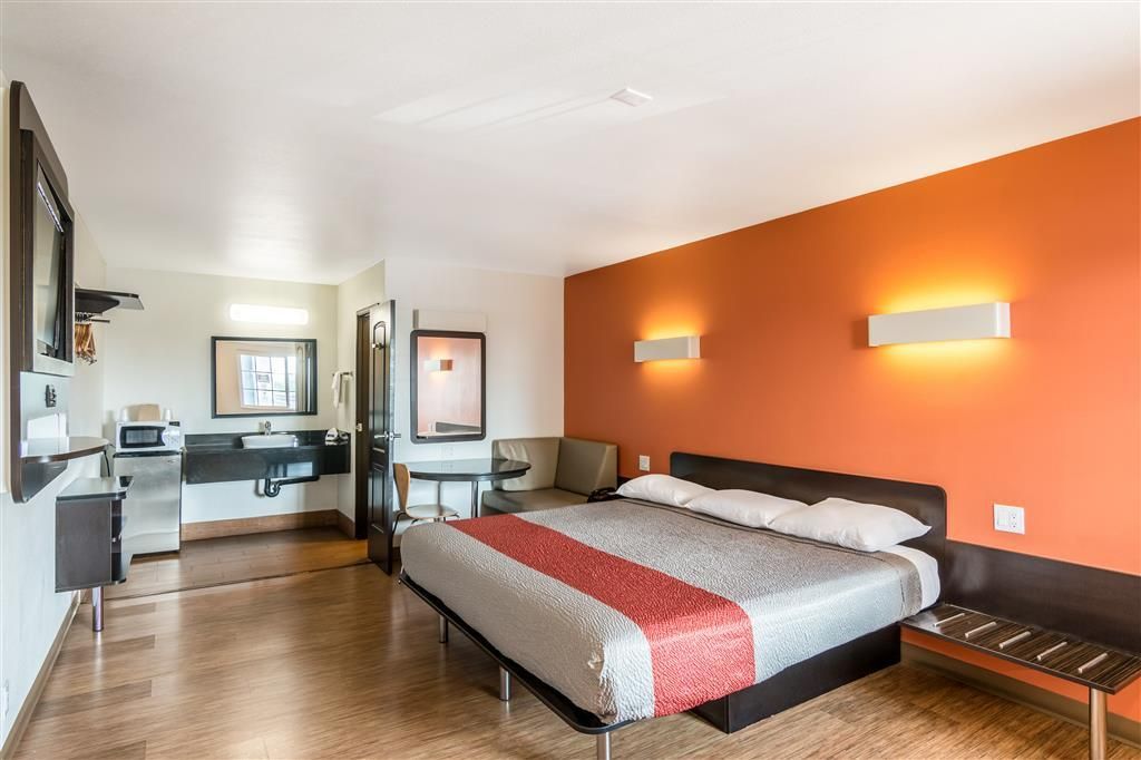 Motel 6 Los Angeles - Bell Gardens