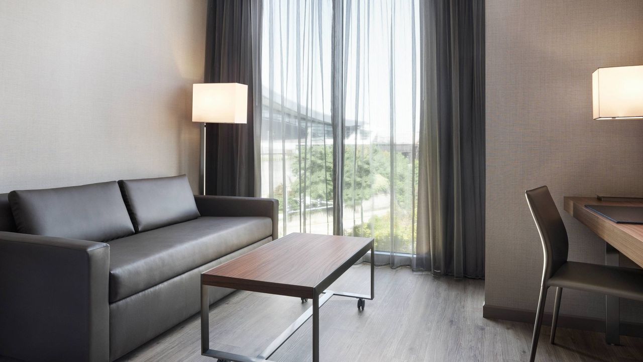 AC Hotel by Marriott Pittsburgh Downtown
