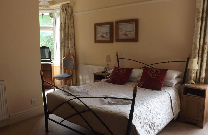 Cedar House B&B