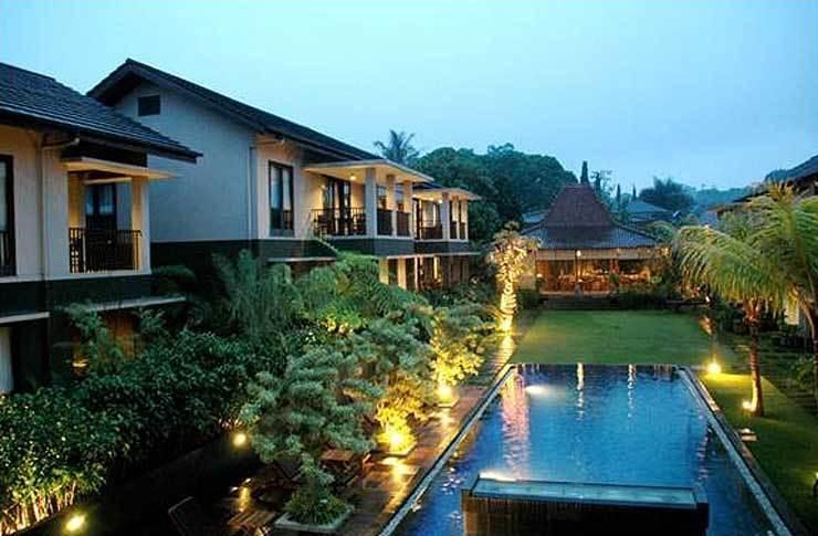 Outdoor Pictures 22