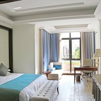 Redbird Hotel Haikou