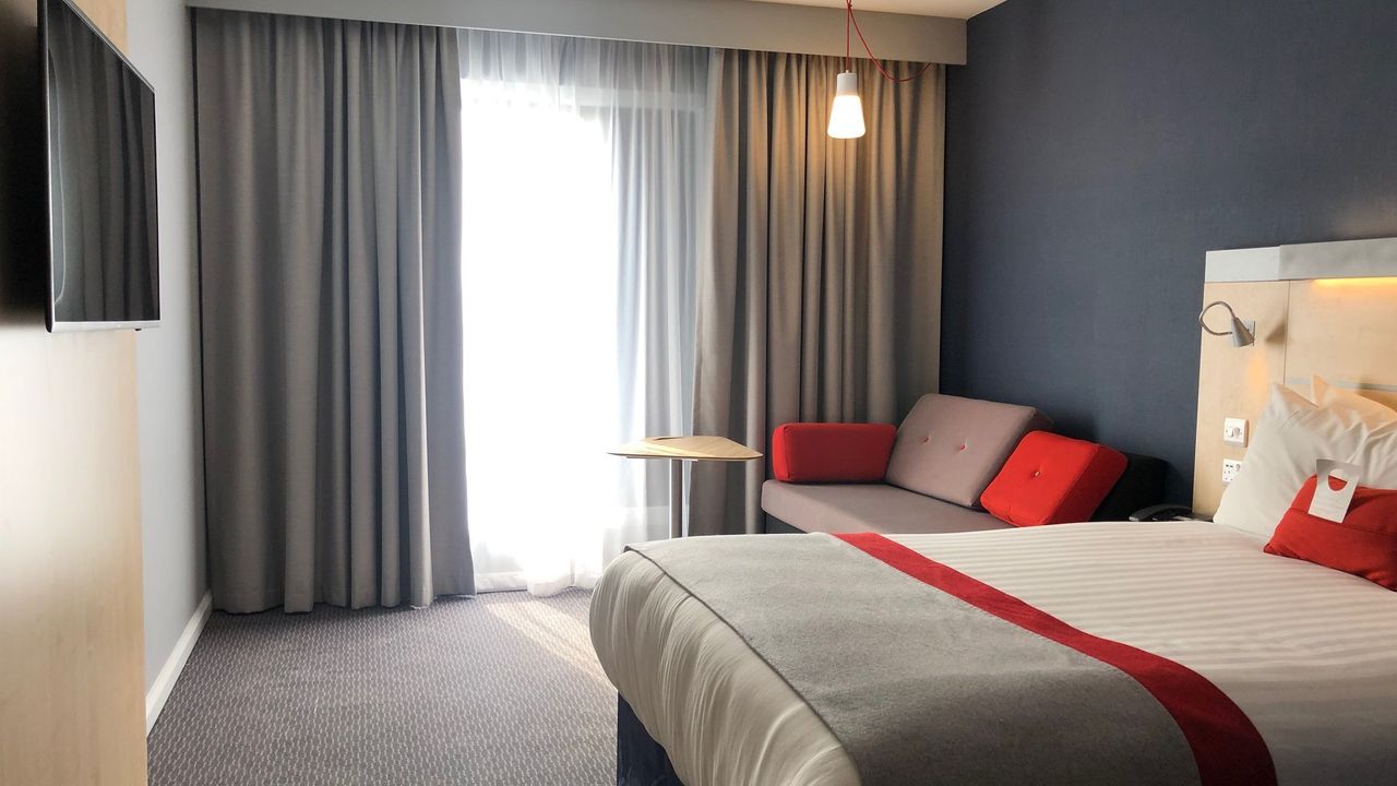 Holiday Inn Express Cheltenham Town Centre, an IHG Hotel