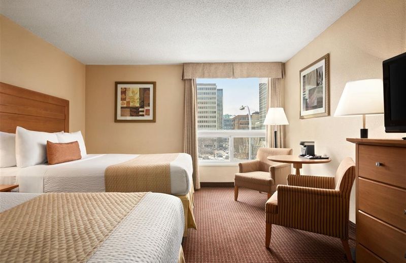 Days Inn by Wyndham Edmonton Downtown