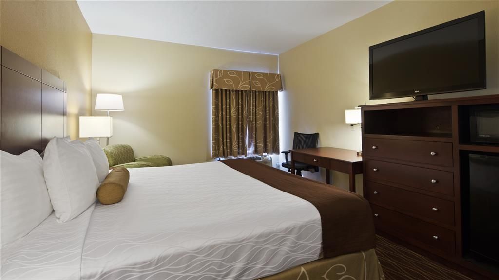 Best Western Plus Springfield Airport Inn