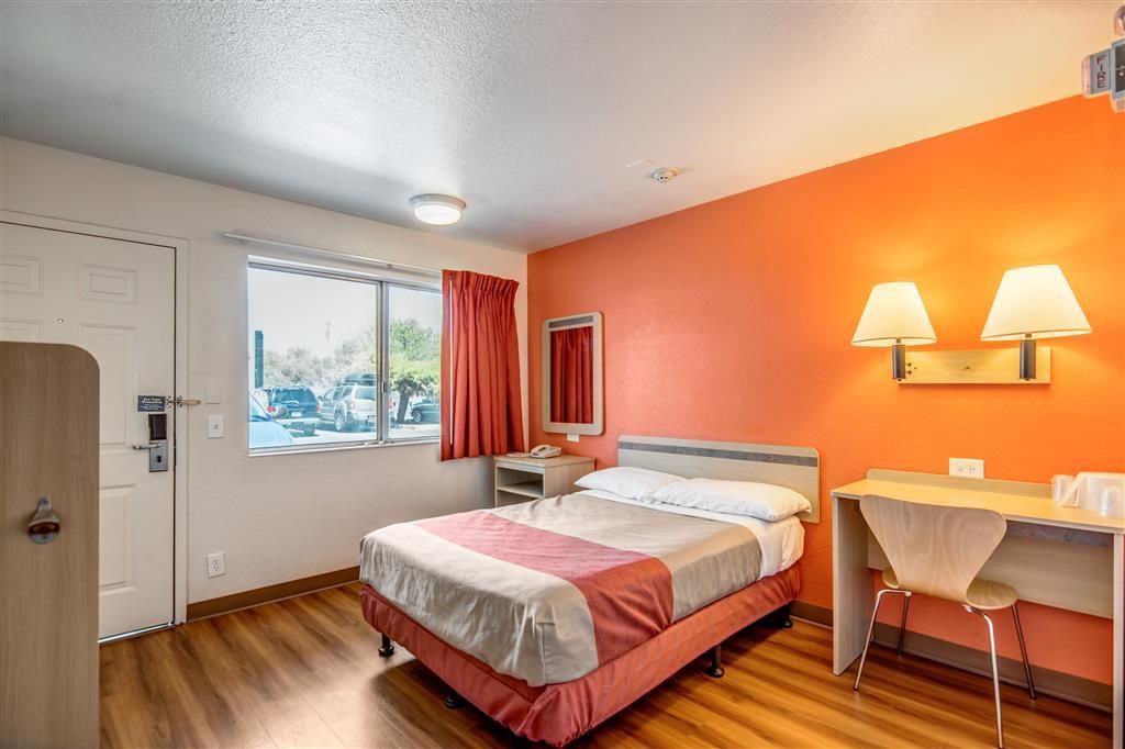 Motel 6-Tracy, CA