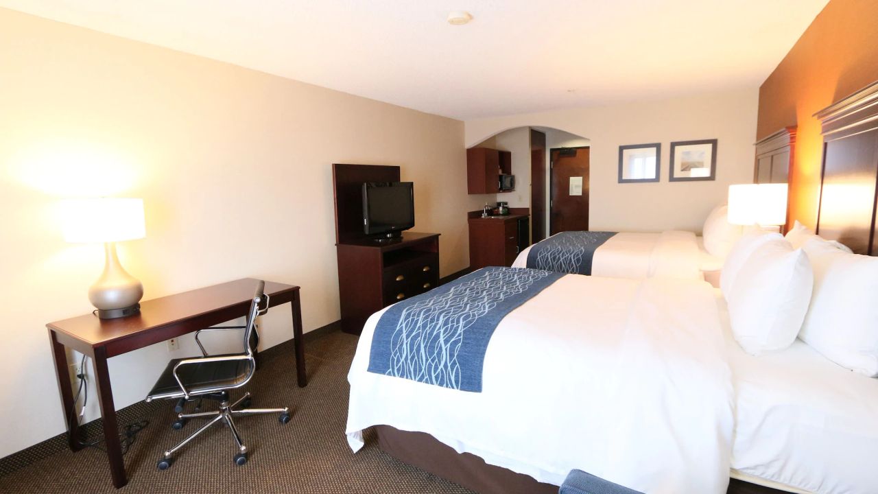 Comfort Inn & Suites