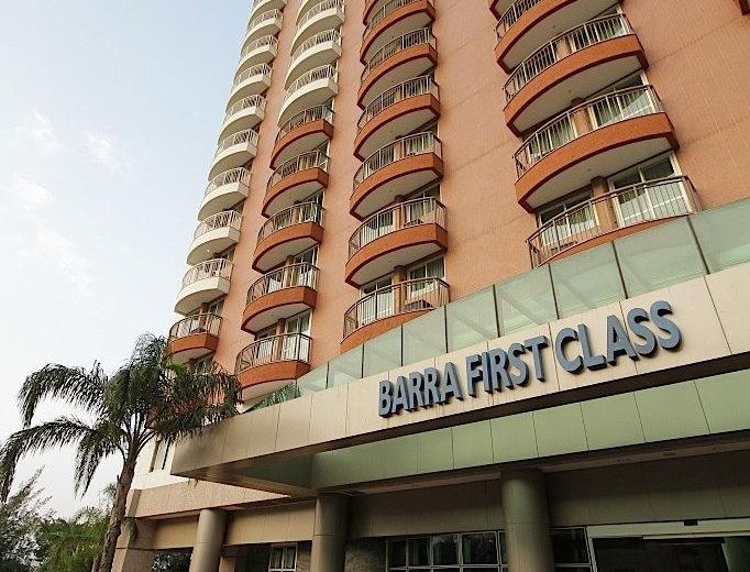 Plaza Barra First