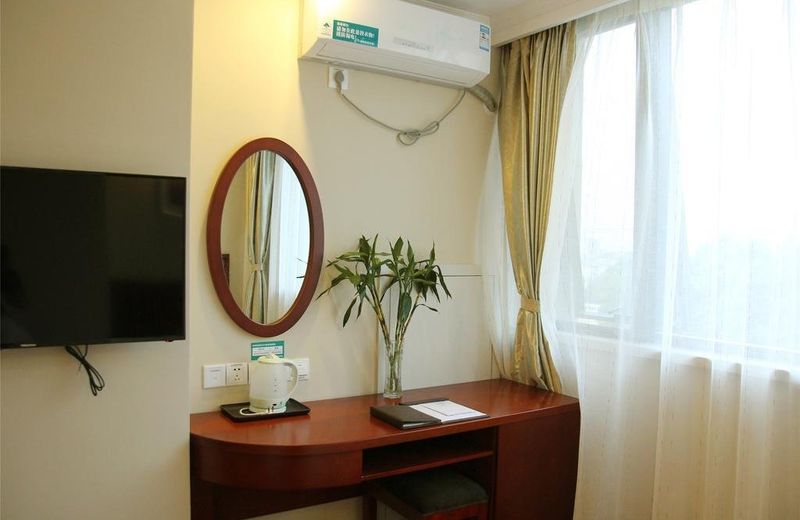 GreenTree Alliance ZheJiang FengHua YinTai City NanShan Road Hotel
