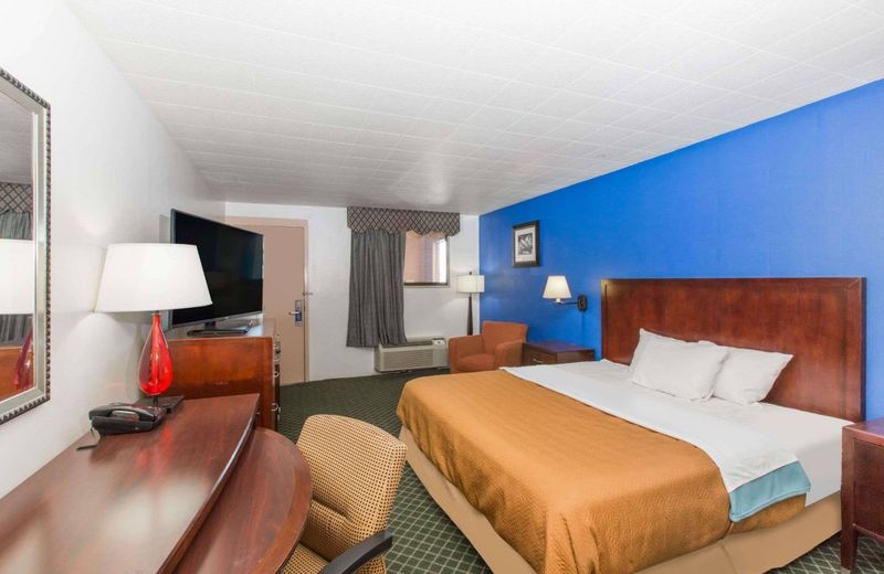 Travelodge by Wyndham Great Bend