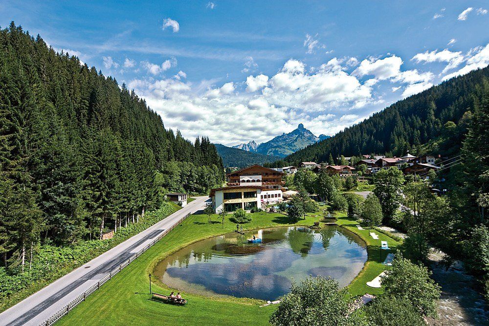 Outdoor Pictures 21