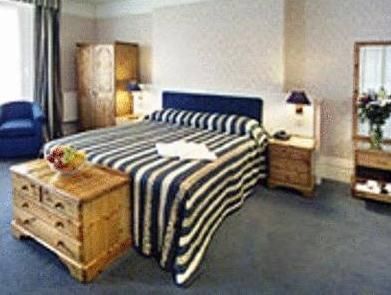 Yelf's Hotel