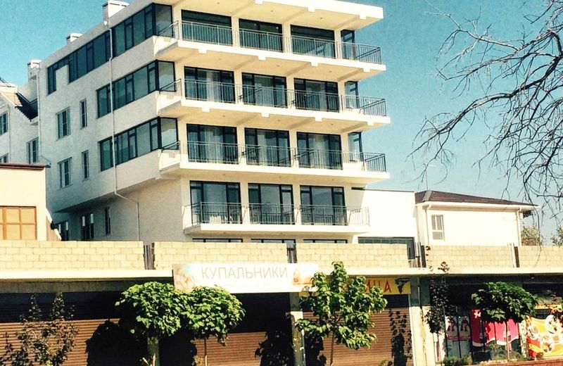 Hotel Bravo