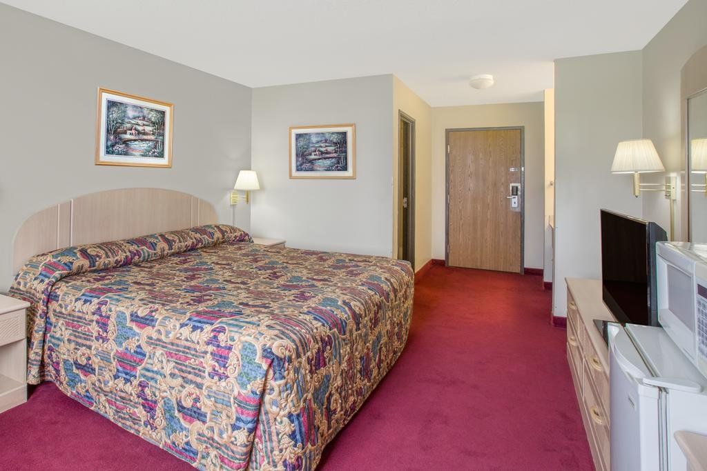 Super 8 by Wyndham Bethany MO