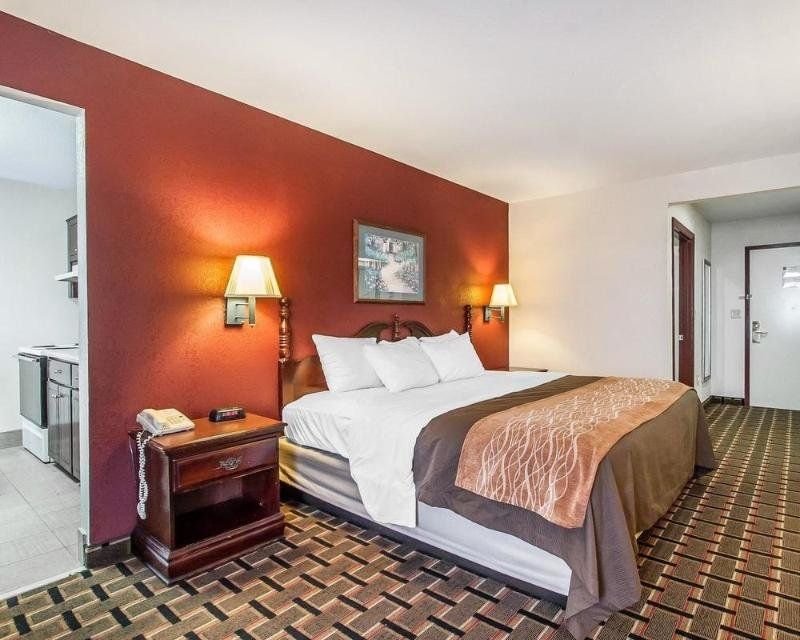 Quality Inn Edmund Pettus Bridge Area