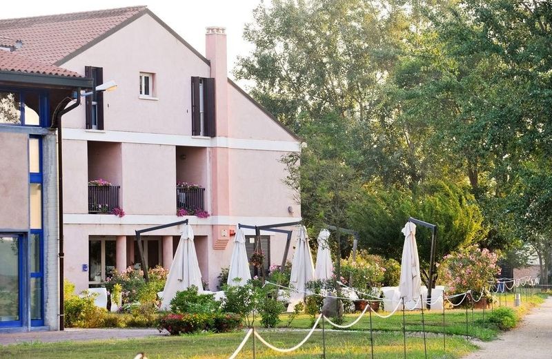 Certosa Hotel
