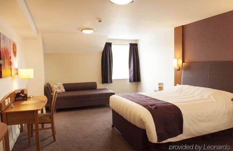 Premier Inn Redditch North (A441)