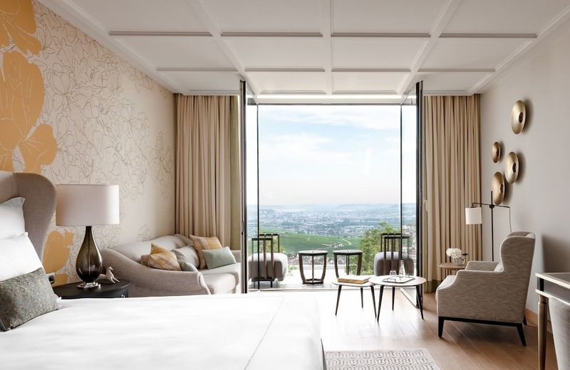 Royal Champagne Hotel & Spa