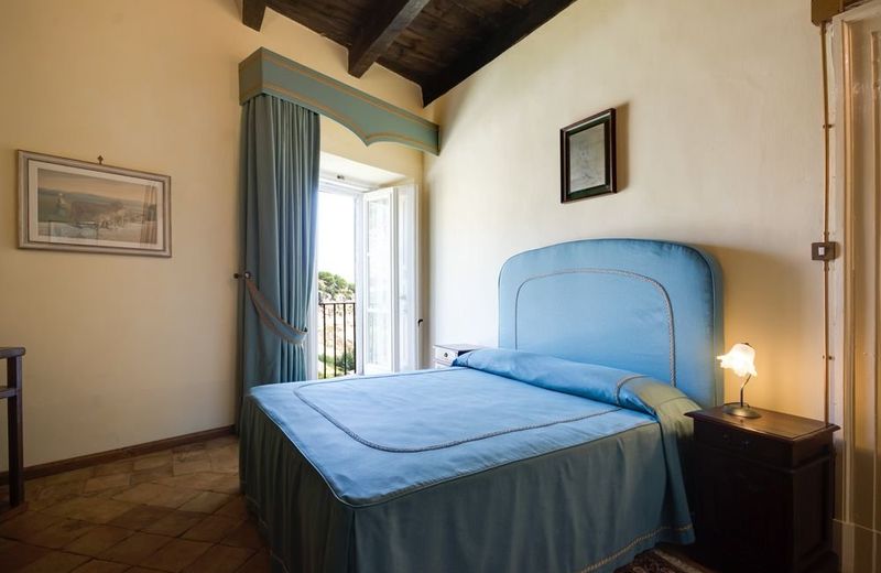 Castello Di Caccuri Suites