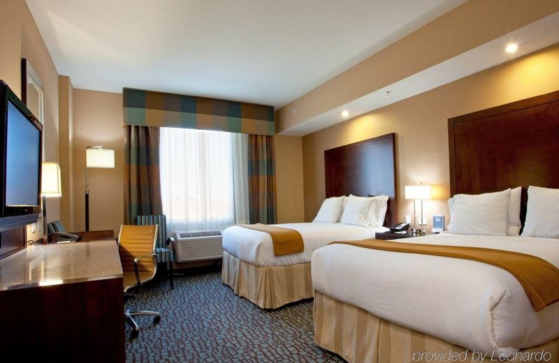 Holiday Inn Express Jacksonville Beach, an IHG Hotel