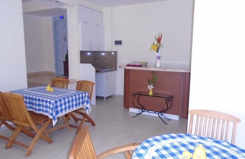 Lacin Apart Otel