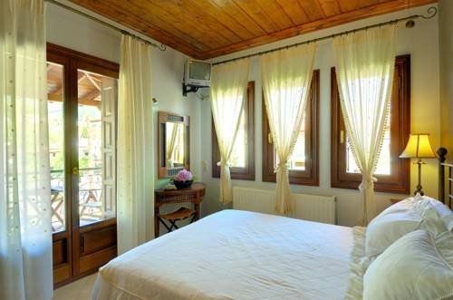 Iatrou Guesthouse
