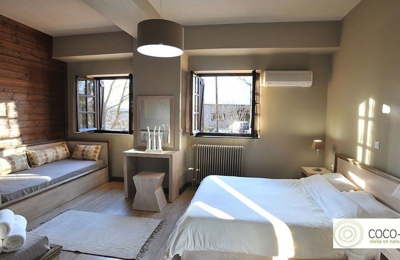Gefyri Hotel