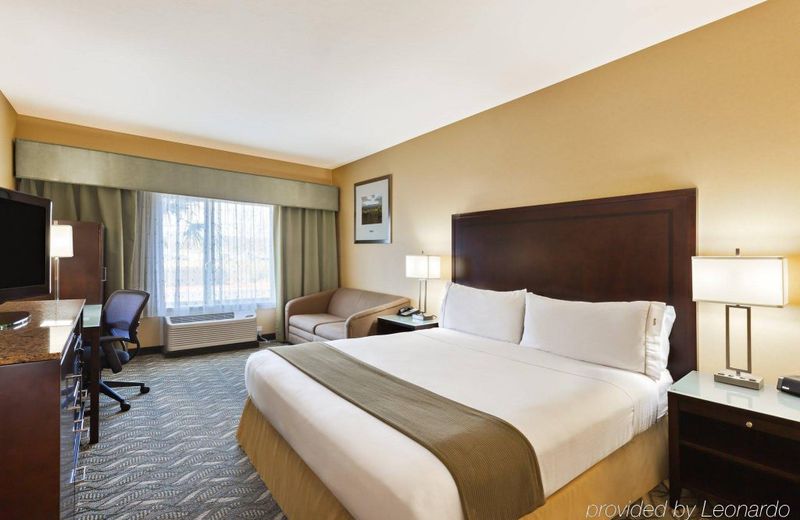 Holiday Inn Express Hotel & Suites San Jose-Morgan Hill, an IHG Hotel