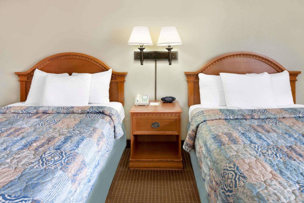 Days Inn by Wyndham Pauls Valley