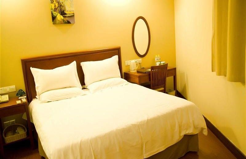Greentree Inn Shanghai Nanqiao Middle Renmin Road Express Hotel