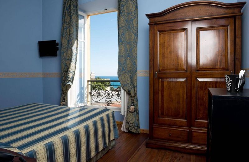 Hotel Belle Epoque