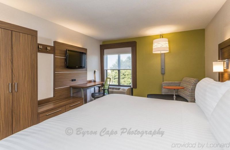 Holiday Inn Express Hotel & Suites Jacksonville-South, an IHG Hotel