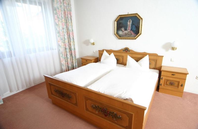 Hotel Zum Stemplinger Hansl