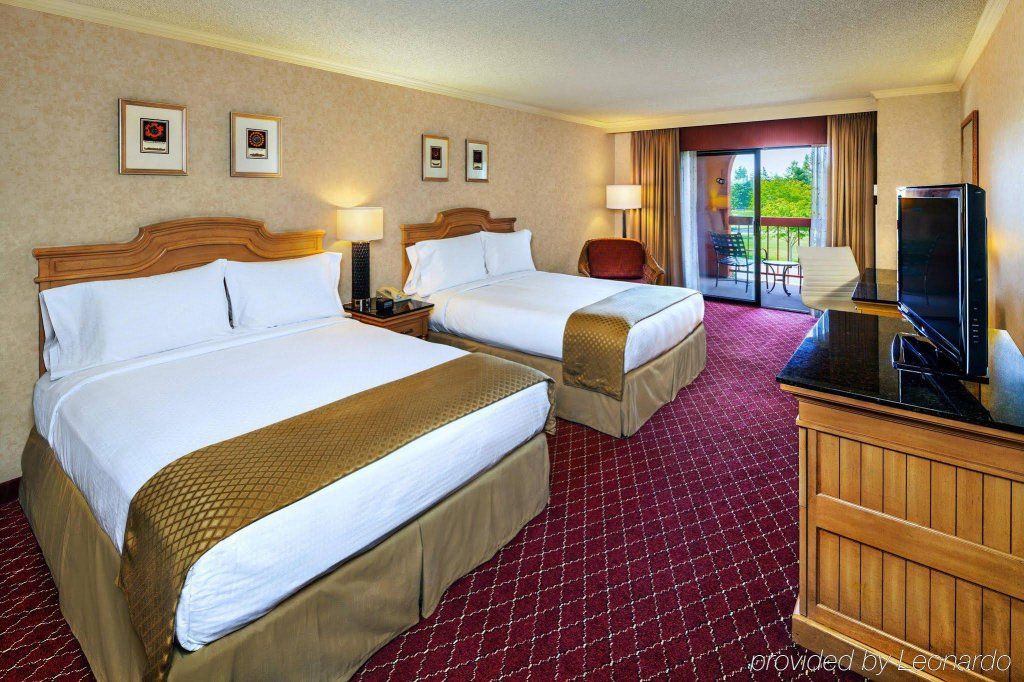 DoubleTree by Hilton Sonoma Wine Country