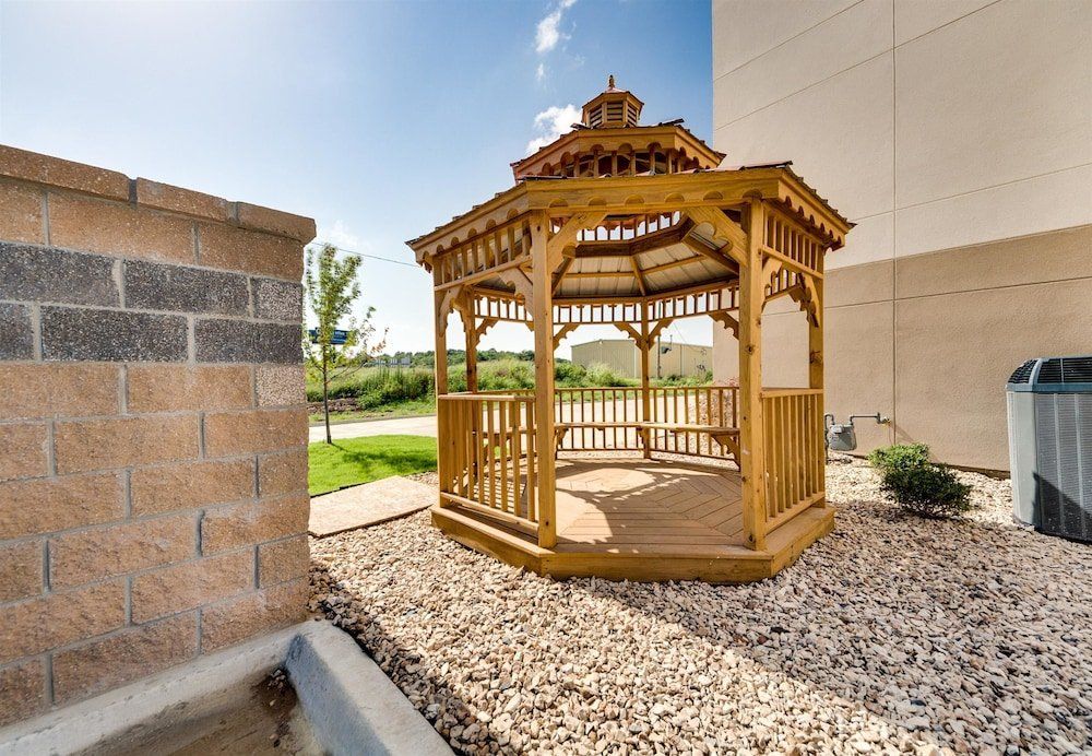 Outdoor Pictures 24