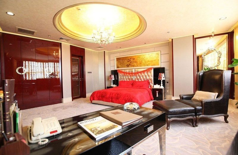 Erdos Tieniu Phoenix Hotel