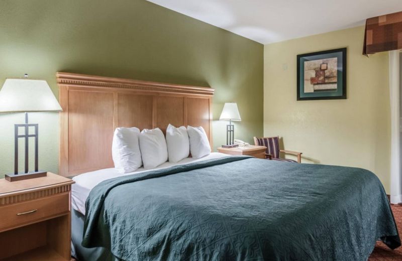 Par Central Motor Inn