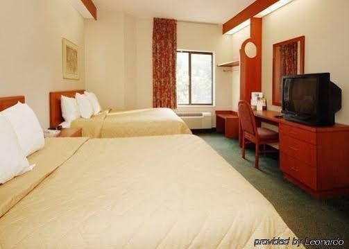 Four Points by Sheraton Charlotte - Lake Norman