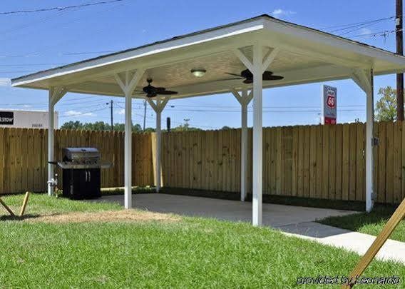 Outdoor Pictures 17