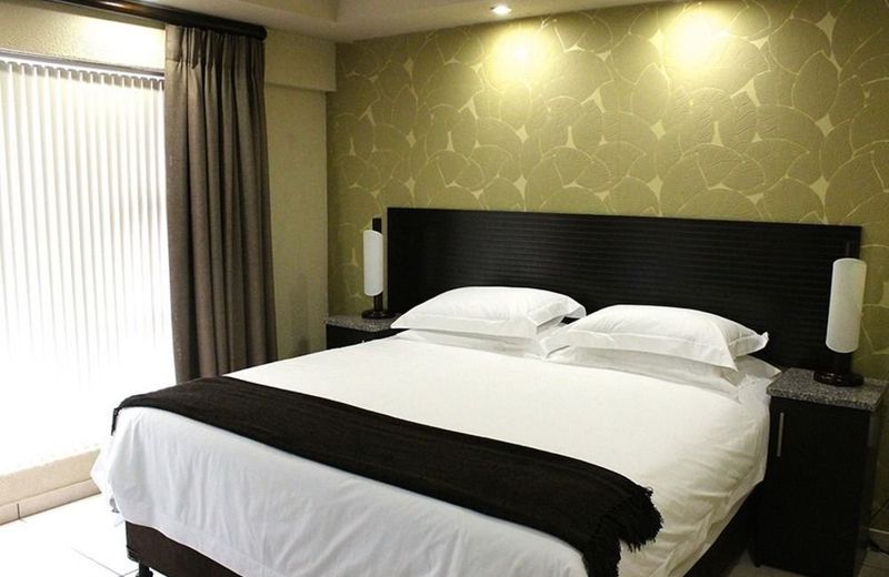 Desroches Hotel